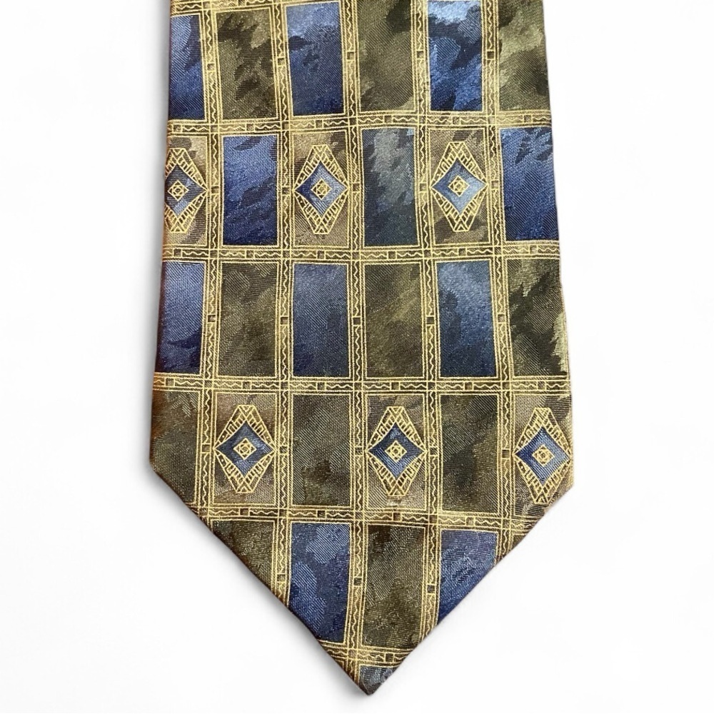 Roundtree & Yorke Silk Tie